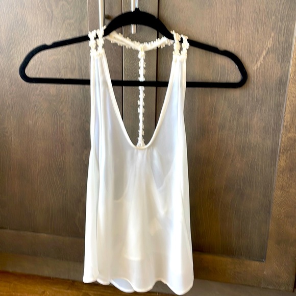Lush Tops - 🤍Lush sheer top 🤍